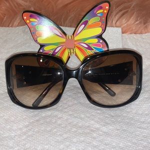 Authentic women’s Saint Laurent sunglasses